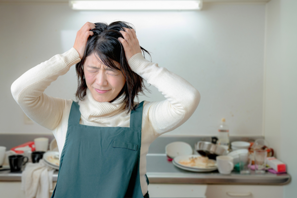 掃除を放置すると水アカ・雑菌・カビが繁殖する