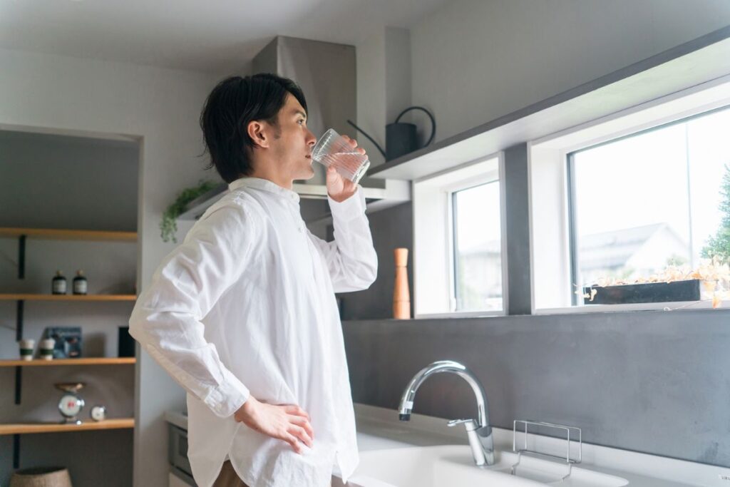 水道水・ペットボトルとは何が違う?ウォーターサーバーのメリットとは?